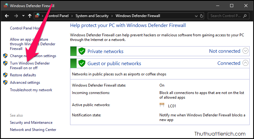 Nhấn chọn Turn Windows Defender Firewall on or off