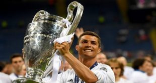 Cristiano Ronaldo - Ông vua sân cỏ đích thực của thế giới