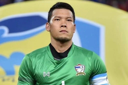 Cầu thủ Kawin Thamsatchanan - Hành trình vươn cao của thủ thành người Thái Lan