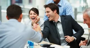 Cách Tìm Kiếm Hạnh Phúc Trong Công Việc Mỗi Ngày