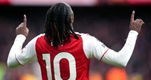 Eberechi Eze là ai? Sự nghiệp và danh hiệu