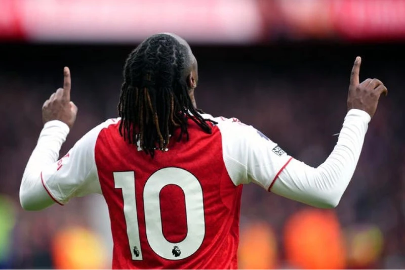 Eberechi Eze là ai? Sự nghiệp và danh hiệu