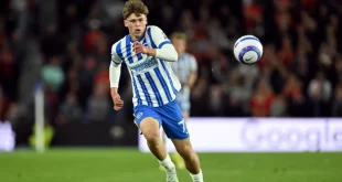 Harry Howell là ai? Sự nghiệp và danh hiệu