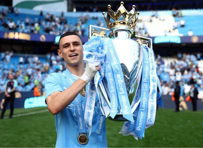 Phil Foden là ai? Sự nghiệp và danh hiệu