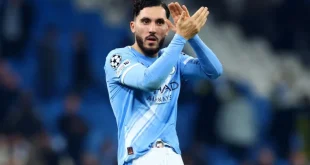 Rayan Cherki là ai? Sự nghiệp và danh hiệu